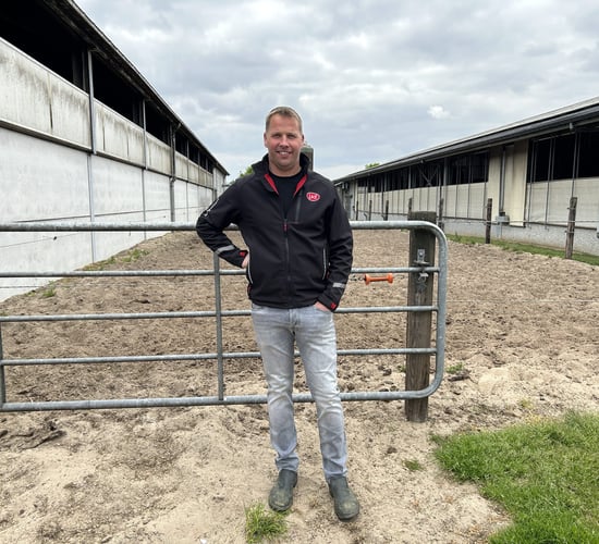How does a Belgian dairy farm use innovative machinery?