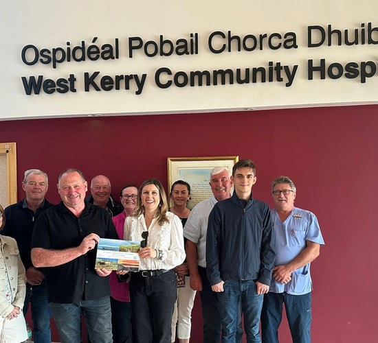 'Farmer's Year' calendar raises €10,000 for community hospital