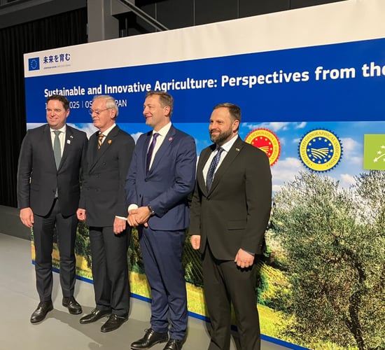 Watch: EU Commissioner hears that Irish farmers have 'loans to pay off'