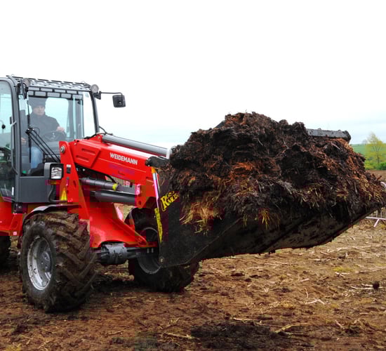 Study: Manure and roots boost soil microbe activity and health