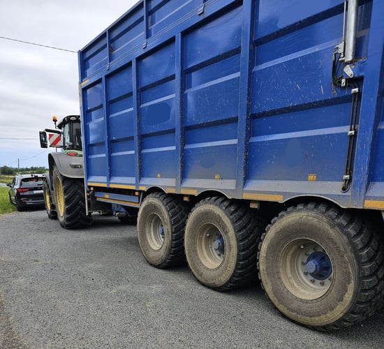 Gardaí stop driver carrying 'full load' of silage while using phone