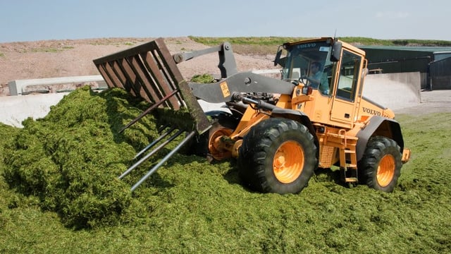 Silage16: 10 tunes for anyone in a tractor this month
