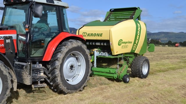 Krone Comprima makes "bigger, tighter" bales