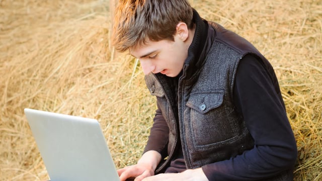 Irish farms to get broadband that is 'probably faster than a lot of urban areas' - Ryan
