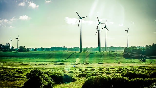 'Renewable energy projects need community involvement'