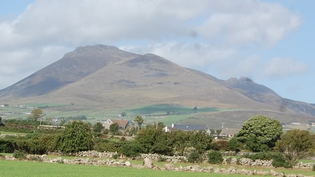NI couple take on 'Hearty Hike' for Children's Heartbeat Trust