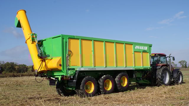 New auger option on Joskin grain trailer
