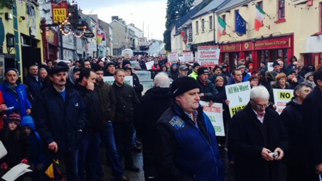 Thousands of farmers march on Castlebar over 'unfair' GLAS