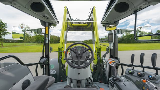 Claas wins SIMA gold for panoramic tractor cab