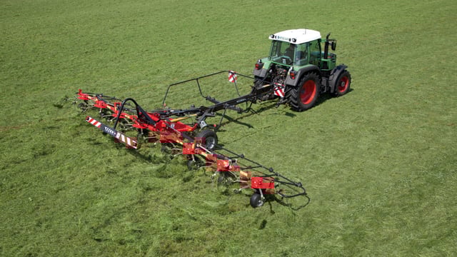 Low dairy prices negatively affects grassland equipment purchasing