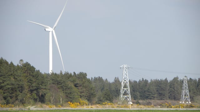 Overhead lines the favoured option for North-South Interconnection - Eirgrid