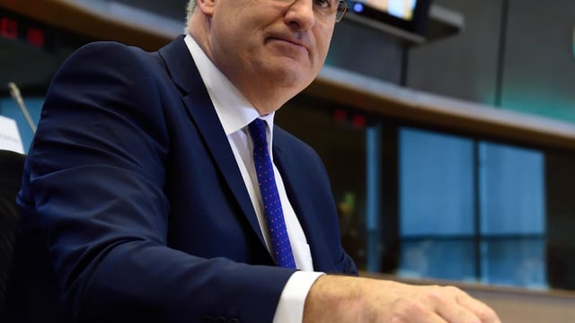 Coveney calls on Europe for more action on dairy market supports