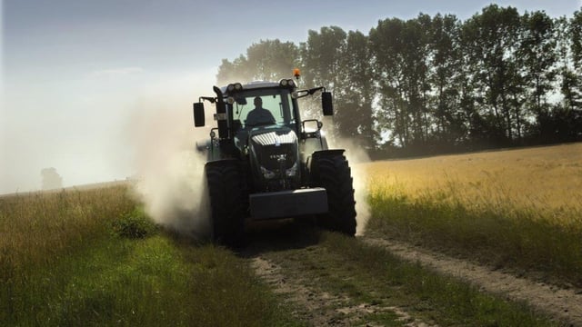 Tractors on offer for under €20,000 on Donedeal