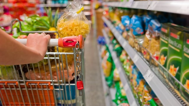 Christmas grocery sales hit a record €1.3 billion
