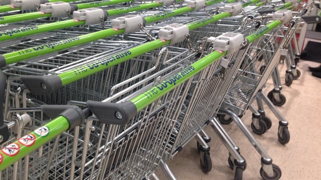 Sainsbury's edges ahead of Asda in UK grocery market share