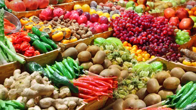 EU citizens waste almost 50m tonnes of food each year