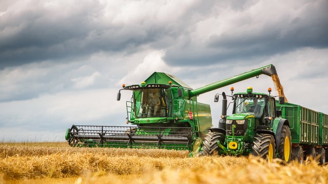 Stricter emission limits for agricultural machinery become law