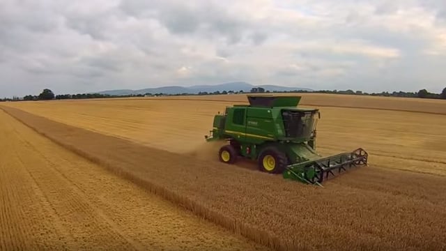 Video: Handsfree spring barley harvesting in Carlow