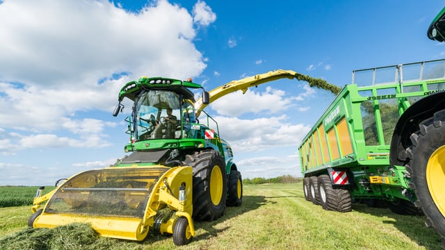John Deere adds new models to self-propelled forage harvester range