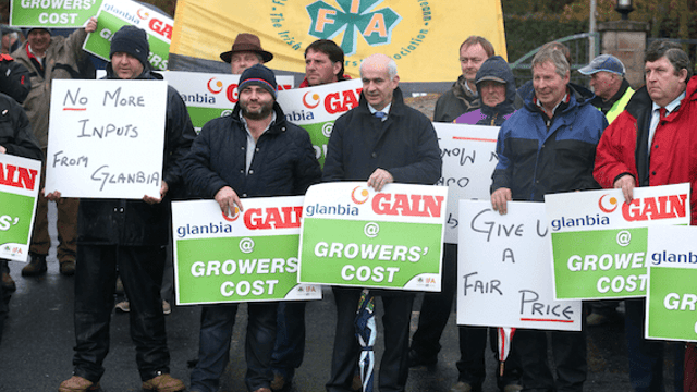 IFA protest accuses Glanbia of 'short-changing' tillage farmers