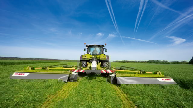 Claas unveils the 'widest disc mower combination' available on the market