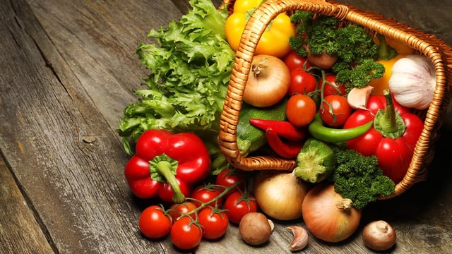 5 things that need to be looked at in order to tackle food waste