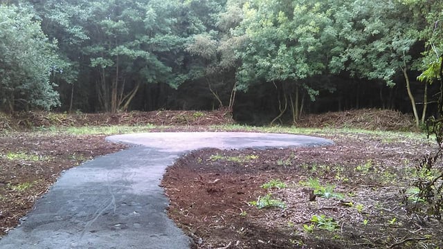 Community in the west develops woodland for recreational use