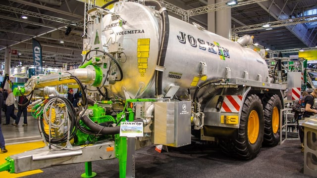 SIMA 2017: Wider injectors and longer booms from Joskin
