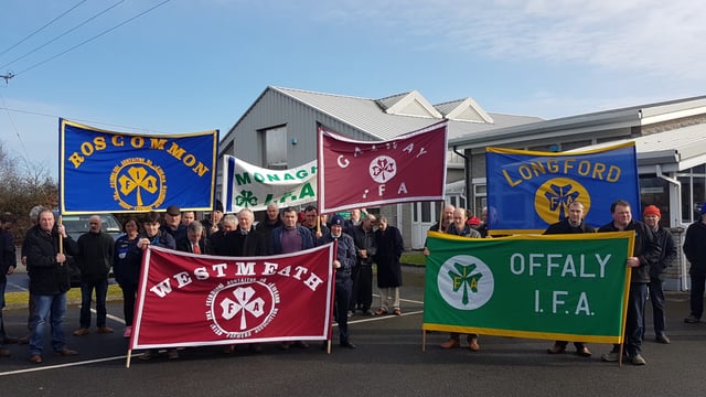 Farmers protest over possible closure of Regional Vet Lab in the midlands