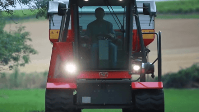 Video: Is this the ultimate 'alternative tractor' for wet ground?