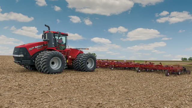 Giant Case IH prairie beast 'sets new world benchmark for power and efficiency'