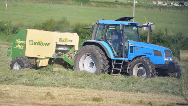 Table: Almost 80,000 active tractors in the Republic of Ireland