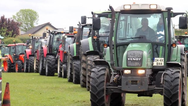 Young farmers organise tractor run in aid of Pieta House
