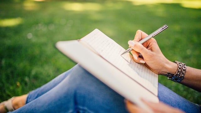 Calling all ‘write-on’ female farmers