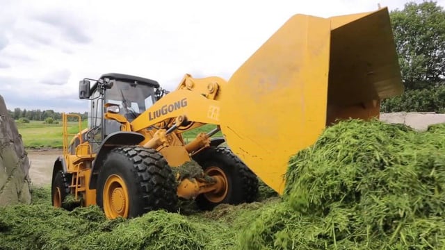 East meets west: Room for a Chinese loader on the silage pit?