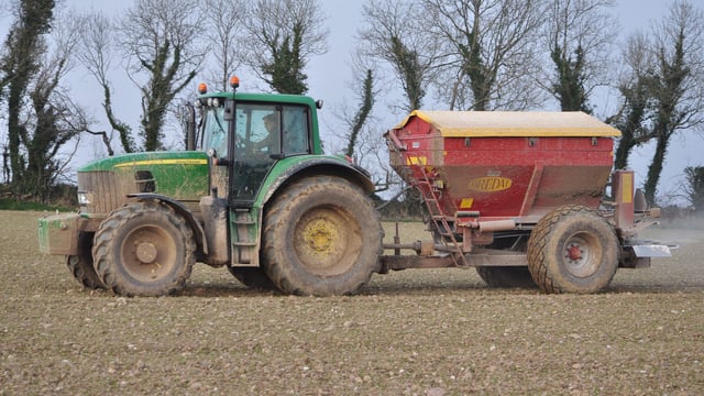 Fertiliser sanctions 'will severely impact' competitiveness - Copa