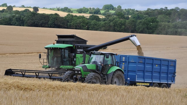 Mixture of dry spells and showers in store this week