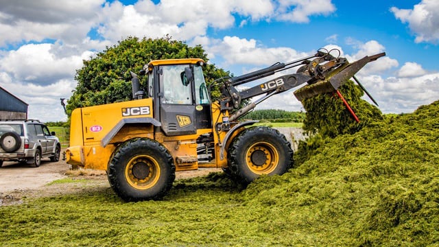 'Dry spell hasn't done farmers or contractors any favours'