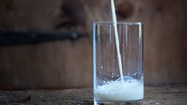 Another major processor cuts February milk price