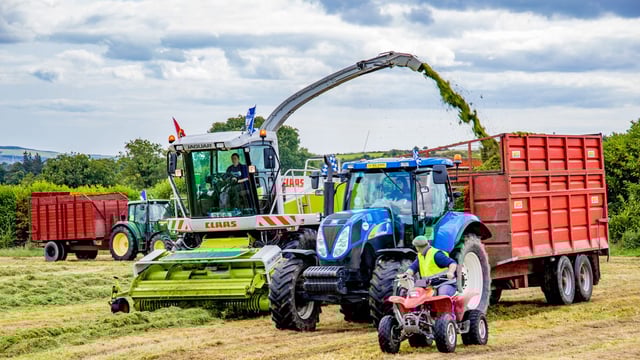 Silage fundraiser 'opens new chapter' in female participation