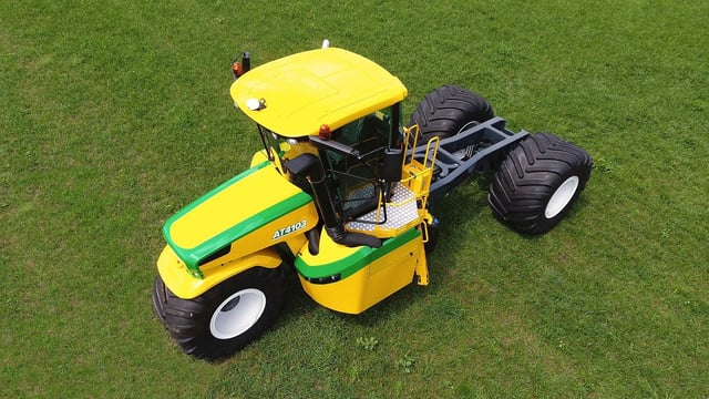 A tractor with a difference: Check out this three-wheeled 'trike'