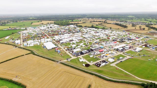 Ploughing Championships to showcase 'Tinder' for bulls