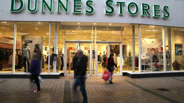 Farmers' group leads protest outside supermarkets in the midlands