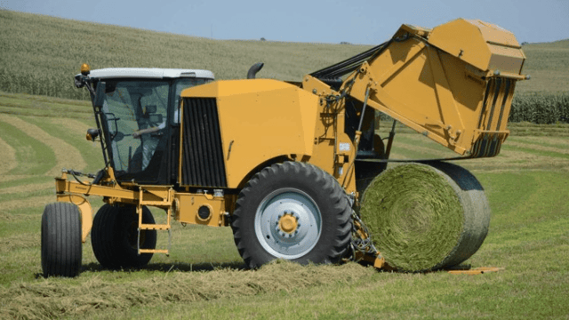 Self-propelled round baler arrives: It's a reality