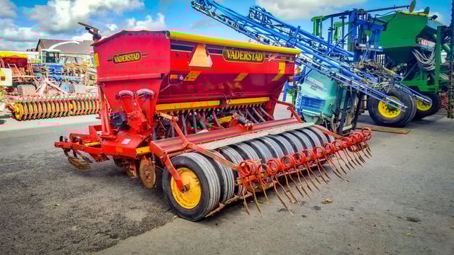 FTMTA auction: Ploughs, harrows and drill prices revealed