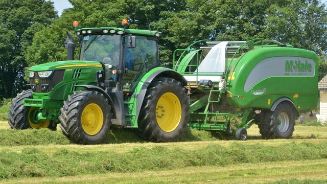 Latest figures: How are new tractor sales faring?