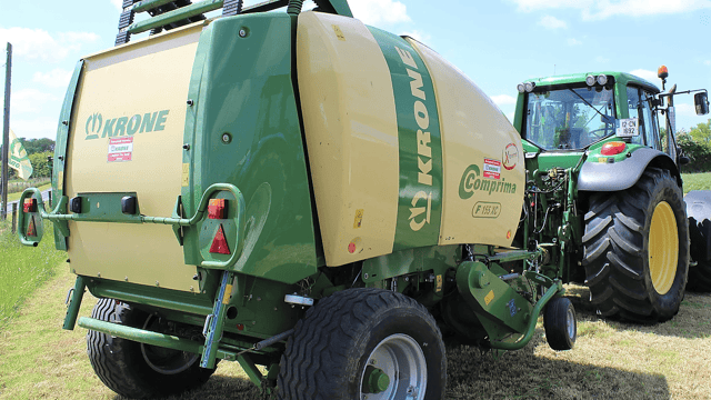 Leitrim machinery dealer scoops major enterprise award