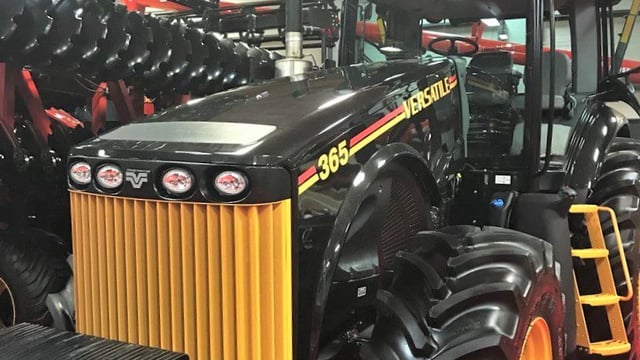 North American powerhouse gets special-edition 'black livery'