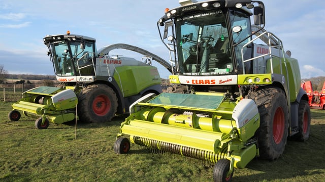Auction report: Big contracting fleet gets the 'chop' in retirement sale