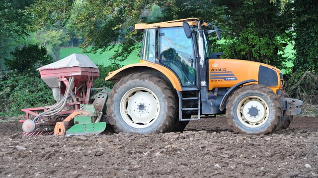Will these contracting ‘prices’ for tillage work take root?